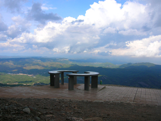 Taula d'orientaci&oacute; de la Mola